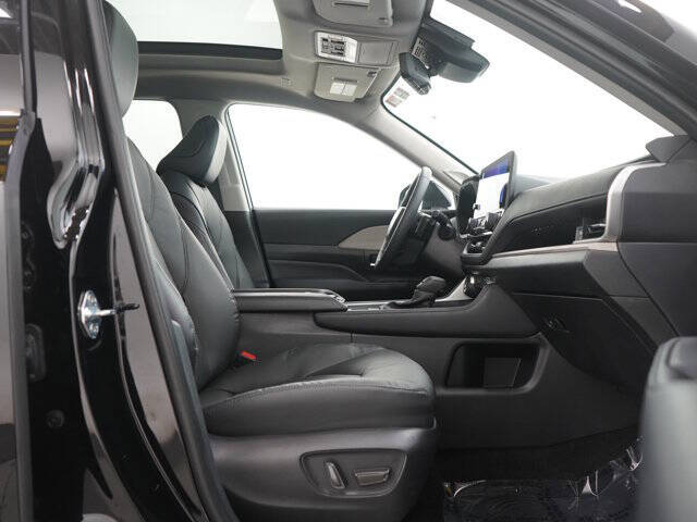 2025 Toyota Grand Highlander Platinum