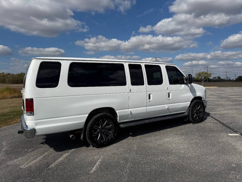 2010 Ford E-Series E-350 SD