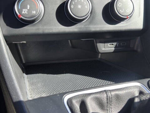 2021 Volkswagen Jetta R-Line