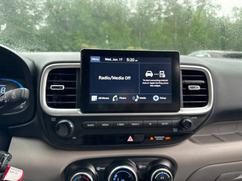 2023 Hyundai Venue SEL