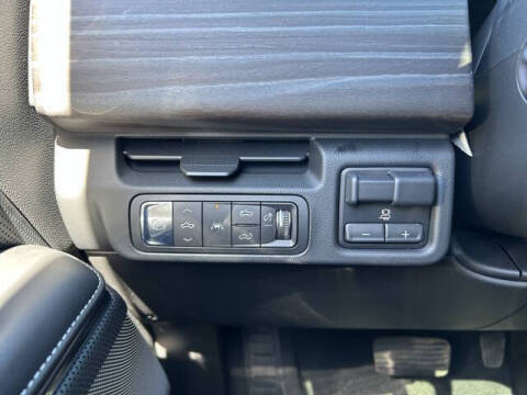 2025 GMC Sierra EV Denali