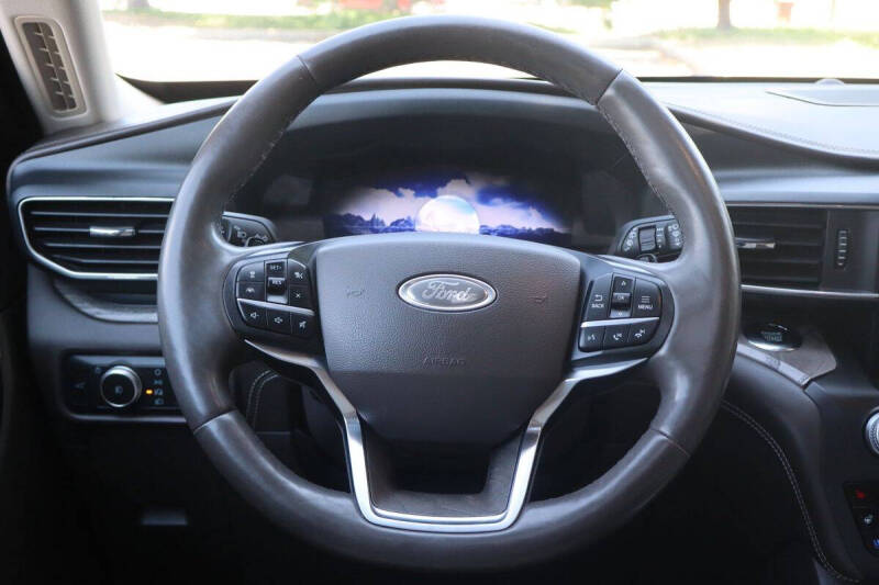 2020 Ford Explorer Platinum