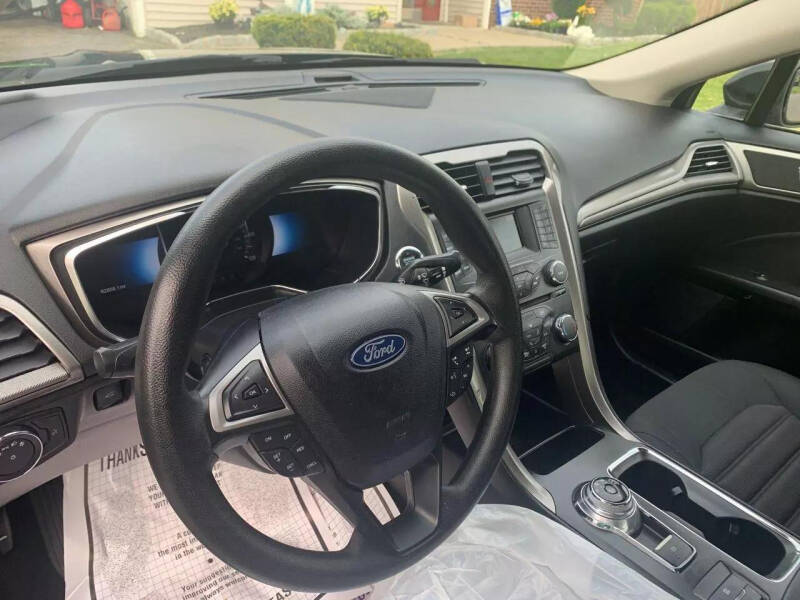 2018 Ford Fusion Hybrid SE