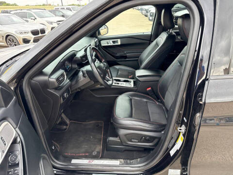 2023 Ford Explorer ST-Line