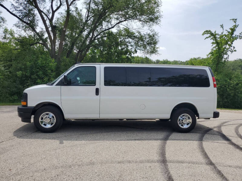 2017 Chevrolet Express LS 3500