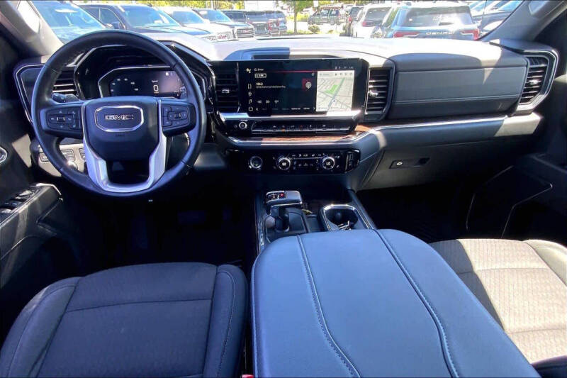 2023 GMC Sierra 1500