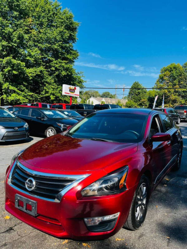 2015 Nissan Altima S's photo