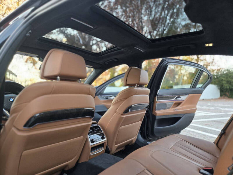 2018 BMW 7 Series 750i xDrive