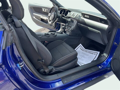 2016 Ford Mustang V6