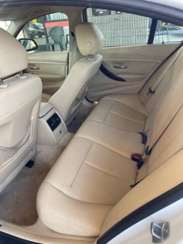 2014 BMW 3 Series 328i