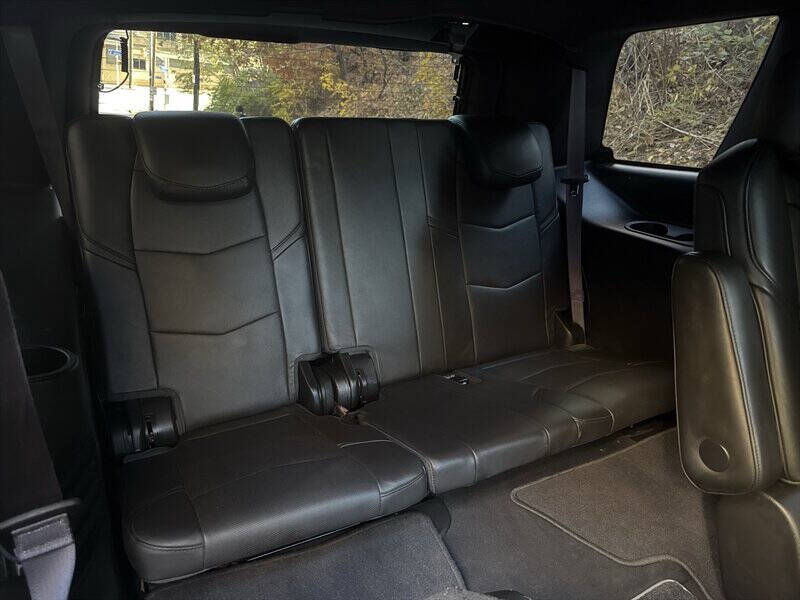 2016 Cadillac Escalade Platinum