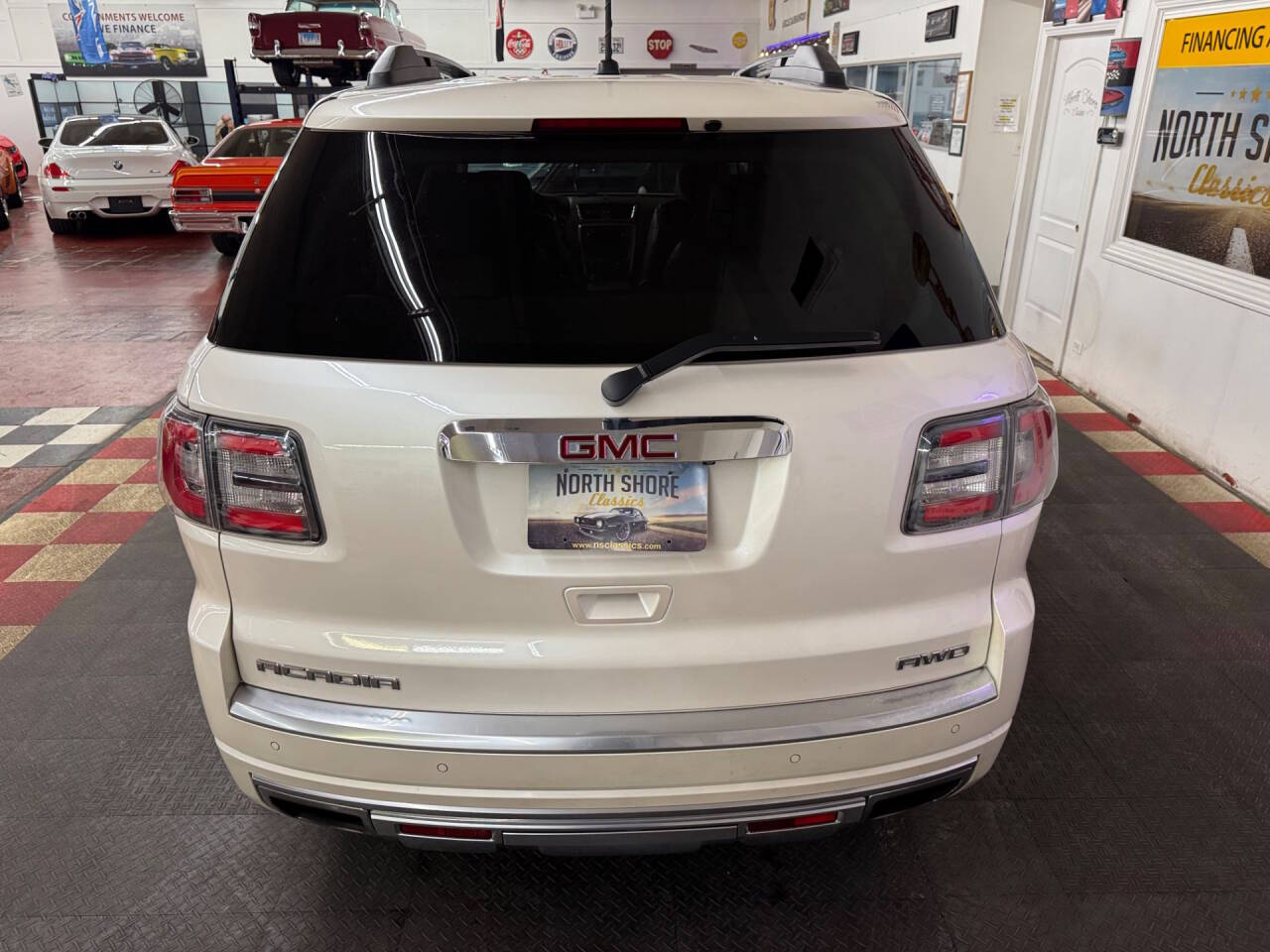2014 GMC Acadia 11