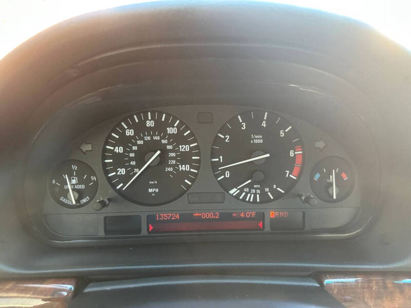 2000 BMW 7 Series 740iA