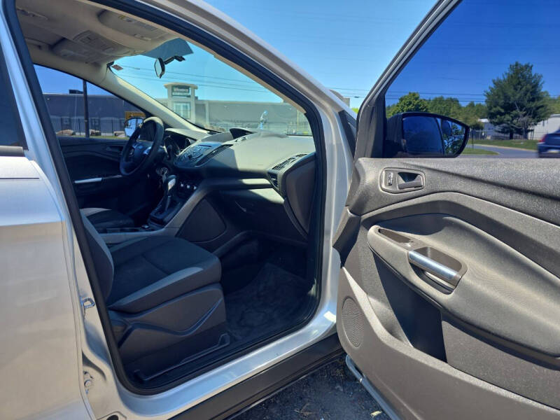 2013 Ford Escape S