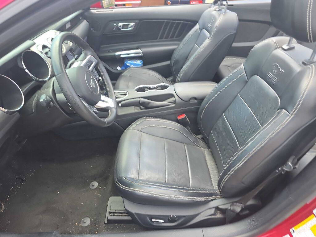 2015 Ford Mustang 26