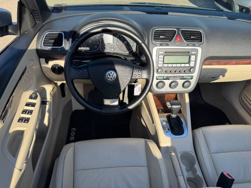 2009 Volkswagen Eos Lux