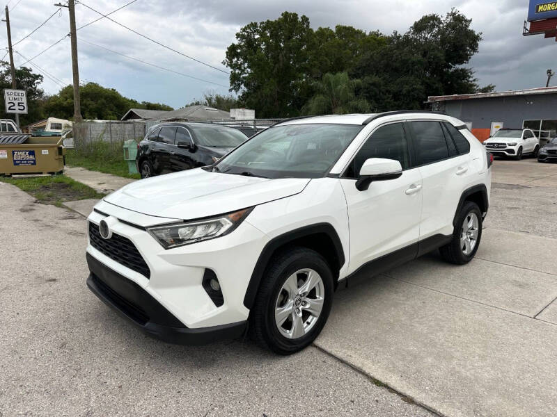 2020 Toyota RAV4 XLE