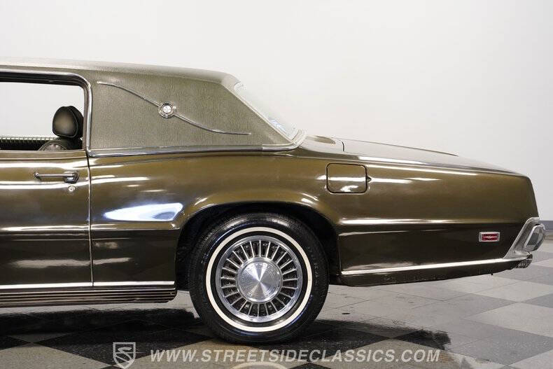 1969 Ford Thunderbird