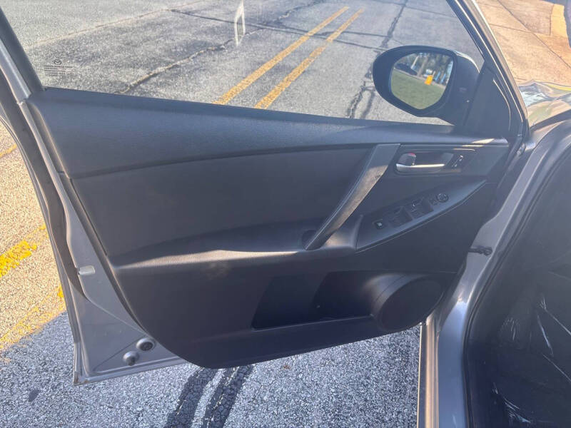 2013 Mazda MAZDA3 i Sport