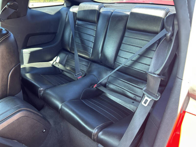 2010 Ford Mustang V6