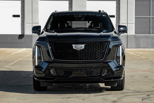 2025 Cadillac Escalade-V