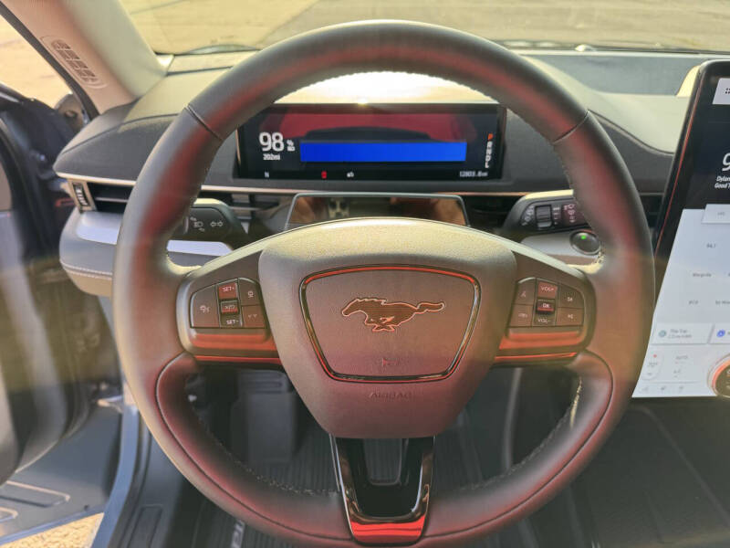 2023 Ford Mustang Mach-E Select