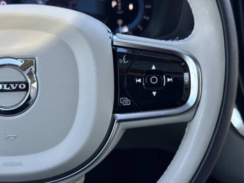 2024 Volvo S60 B5 Ultimate Dark Theme