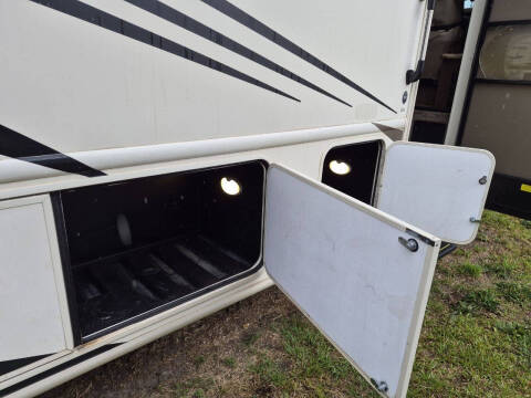 2019 Thor Motor Coach Ace 33.1