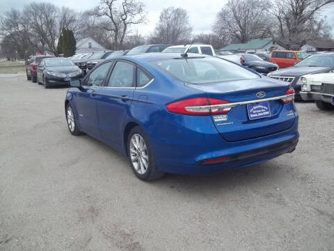 2017 Ford Fusion Hybrid SE