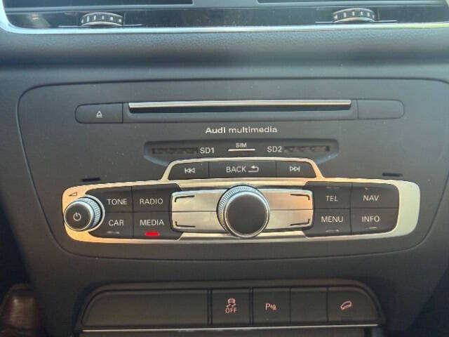 2016 Audi Q3 2.0T quattro Prestige