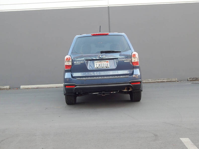 2014 Subaru Forester 2.5i