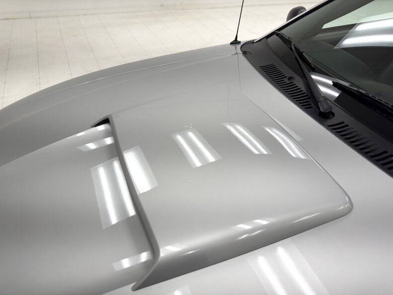 2002 Ford Mustang GT Deluxe