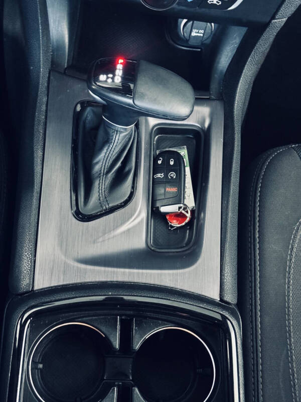 2018 Dodge Charger SXT