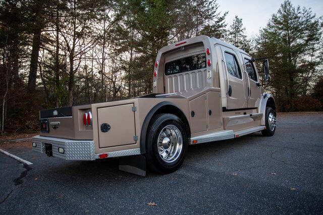 2015 Freightliner M2 106