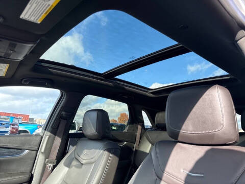 2023 Cadillac XT5 Premium Luxury