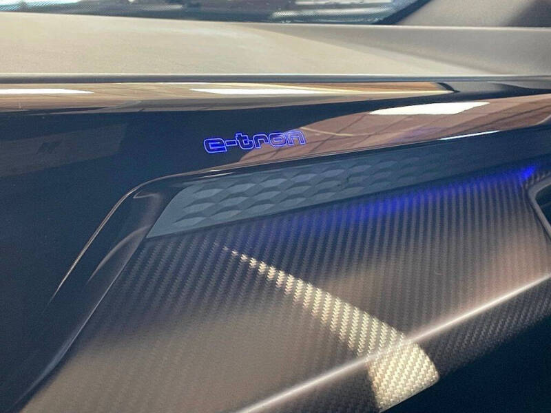 2022 Audi e-tron GT quattro Prestige