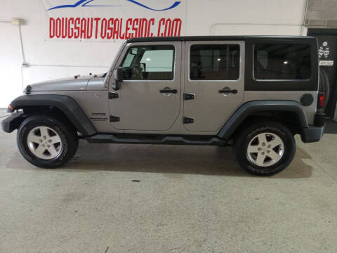 2015 Jeep Wrangler Unlimited for sale at DOUG'S AUTO SALES INC in Pleasant View TN