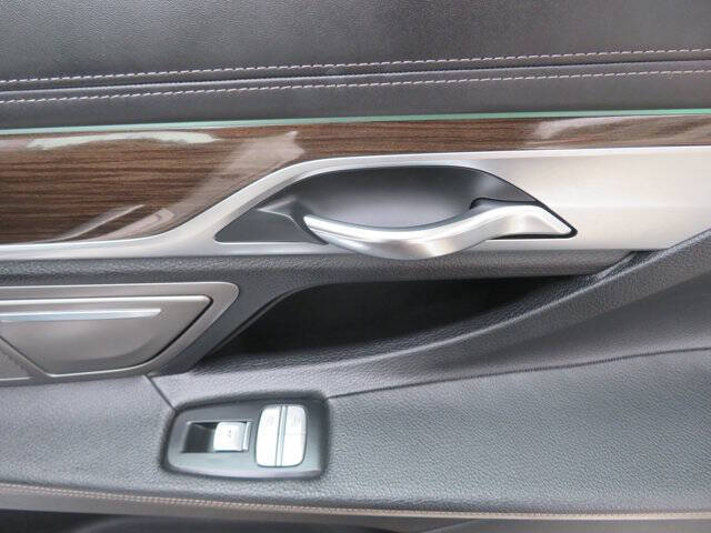 2016 BMW 7 Series 740i