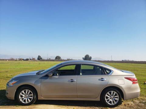 2013 Nissan Altima for sale at Gold Rush Auto Wholesale in Sanger CA