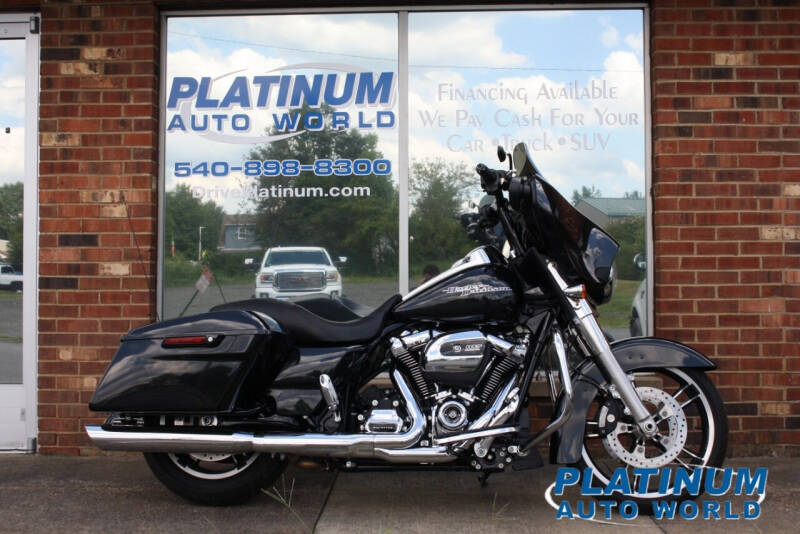 2018 Harley-Davidson FLHX STREET GLIDE for sale at Platinum Auto World in Fredericksburg VA