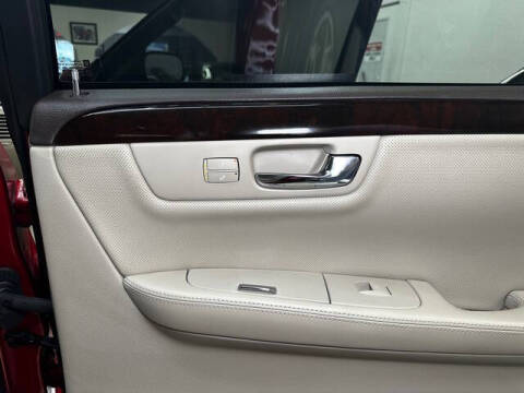 2011 Cadillac DTS Premium Collection