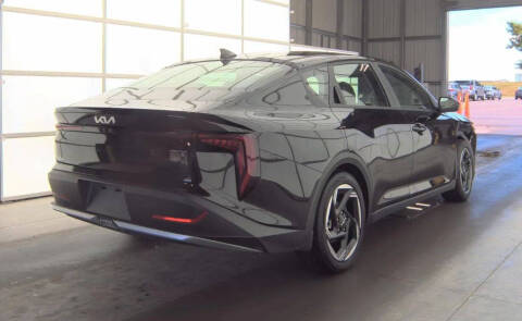 2025 Kia K4 EX