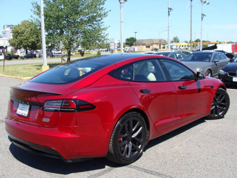 2023 Tesla Model S Plaid