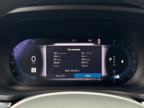 2024 Volvo S60 B5 Plus Black Edition