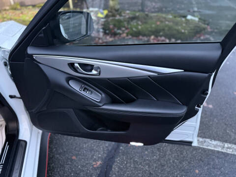 2021 Infiniti Q50 Luxe