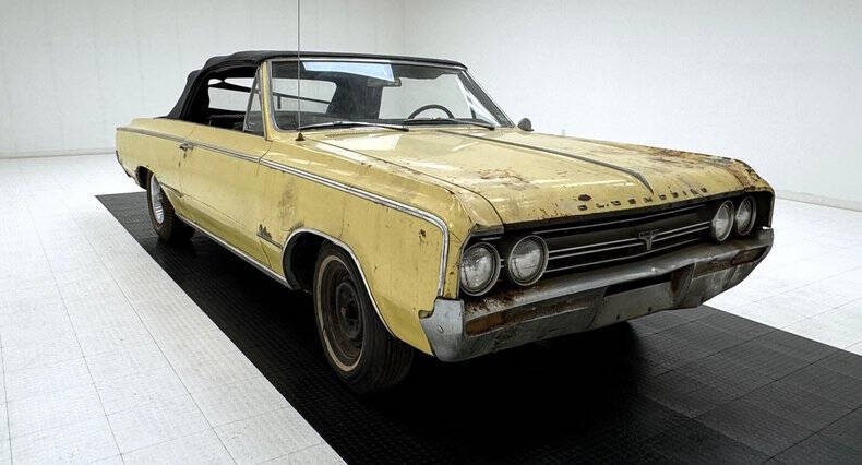 1964 Oldsmobile Cutlass