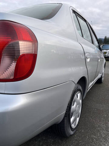 2000 Toyota Platz Echo