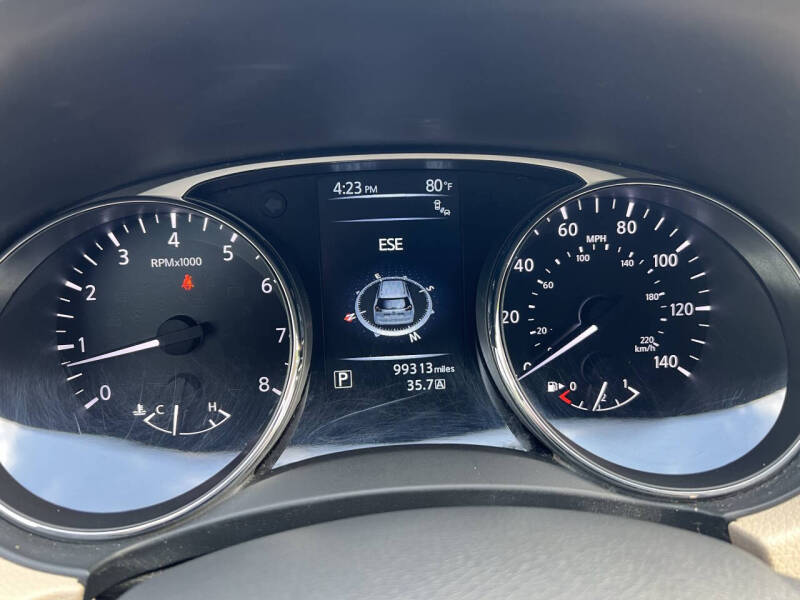 2016 Nissan Rogue SV