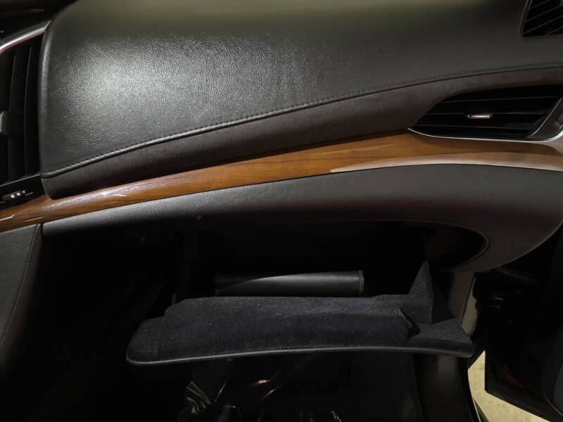 2019 Cadillac Escalade Standard