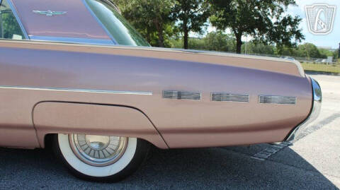 1962 Ford Thunderbird